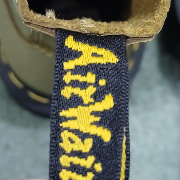 Dr. Martens Jadon Smooth Leather Platform Boots ANTIQUE OLIVE Women's 7 Men's 6 - Picture 7 of 8